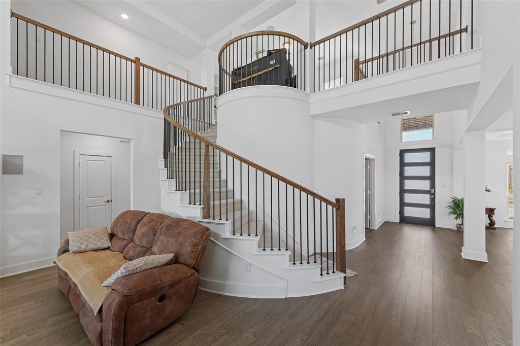 Broadmoor Estates - Residential