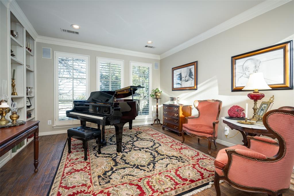1630 Oak Ridge Drive