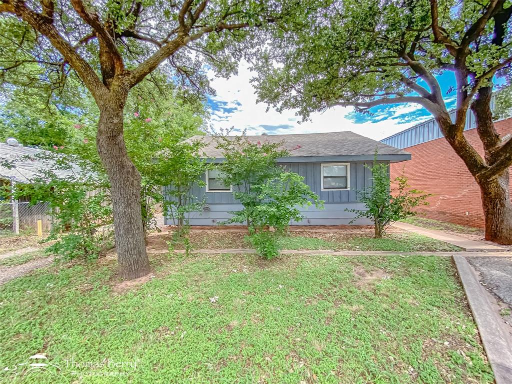 3033 S 7th Street