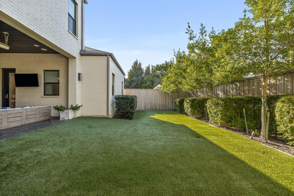 Linwood Place - Residential