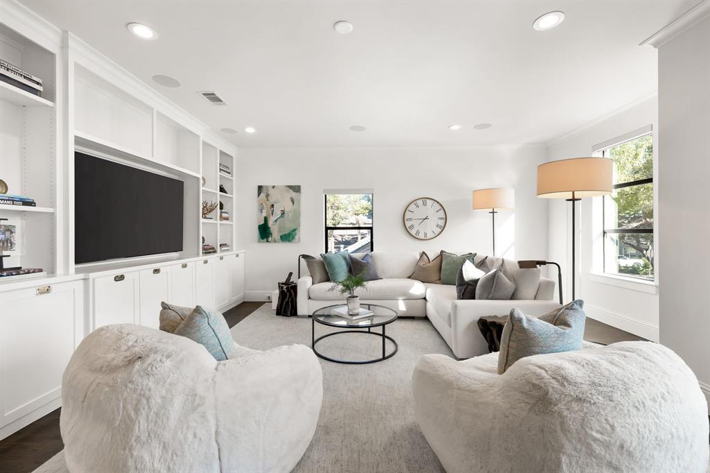 Linwood Place - Residential