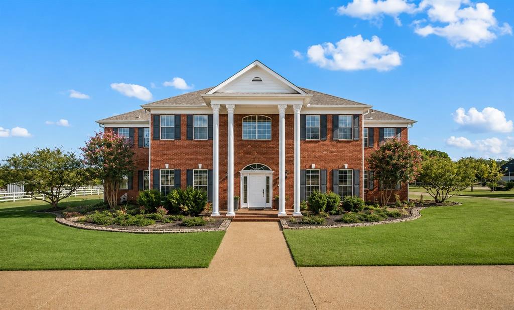 1077 Cardinal Drive