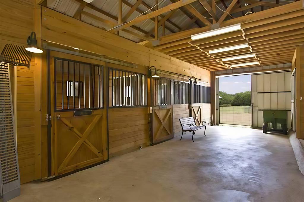 Dove Creek Estate - Residential