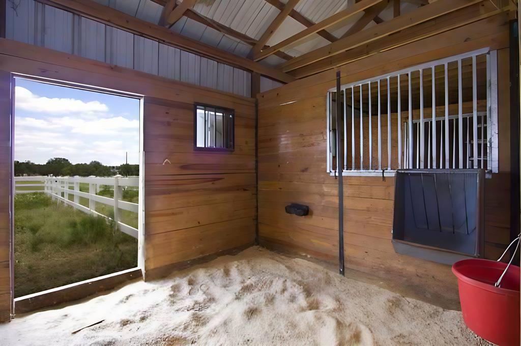 Dove Creek Estate - Residential