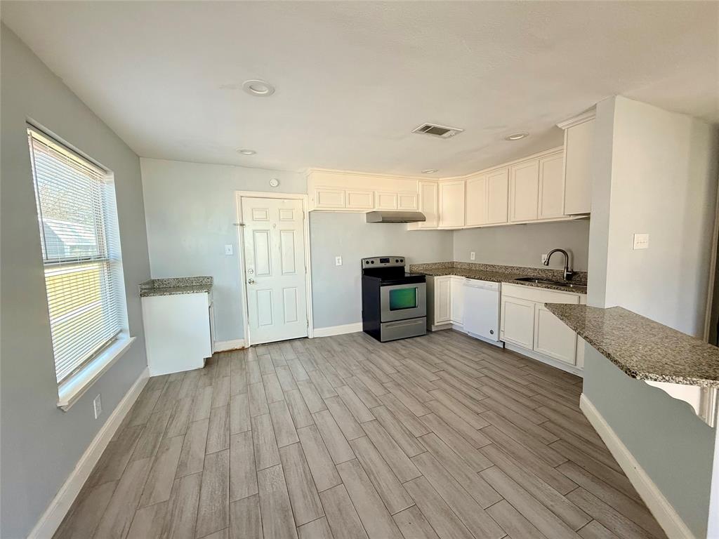 Becton Anna S Sub - Residential