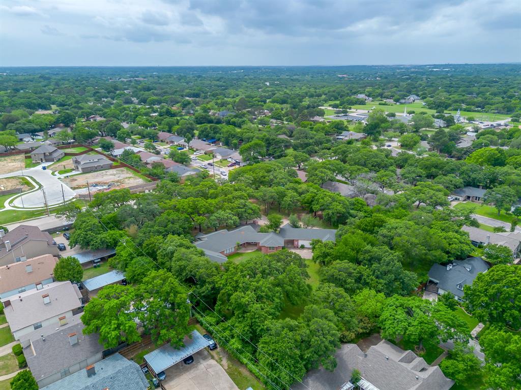 2215 California Lane