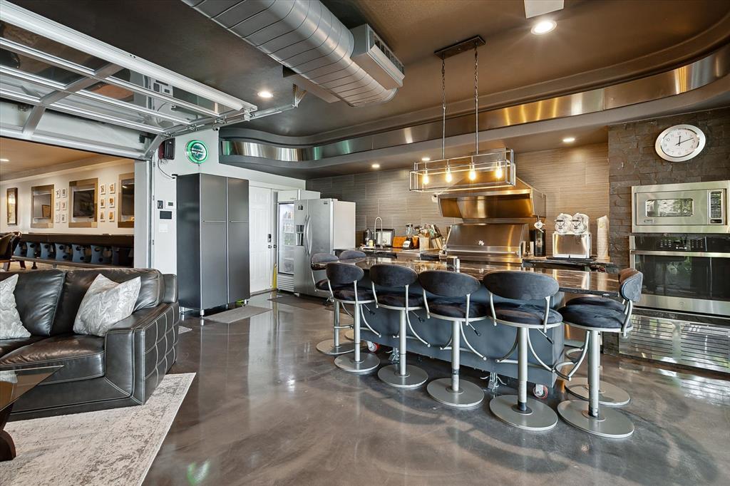 Lake Country Estates Add - Residential