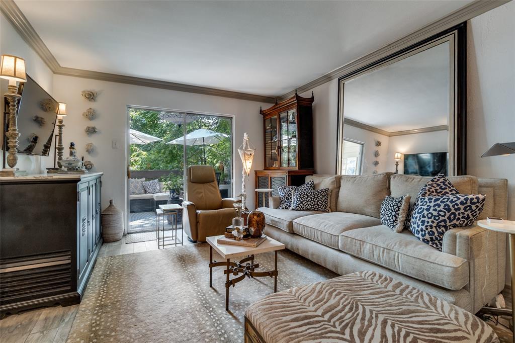 River Oaks Condos - Residential