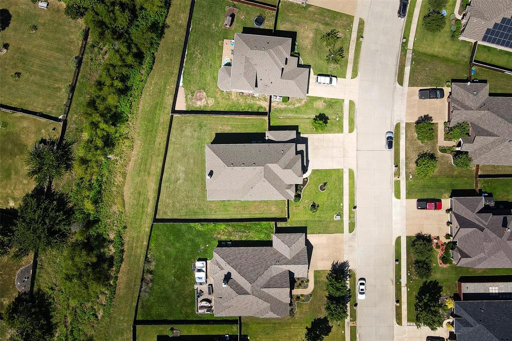 Woodridge Estates Ph Two - Residential