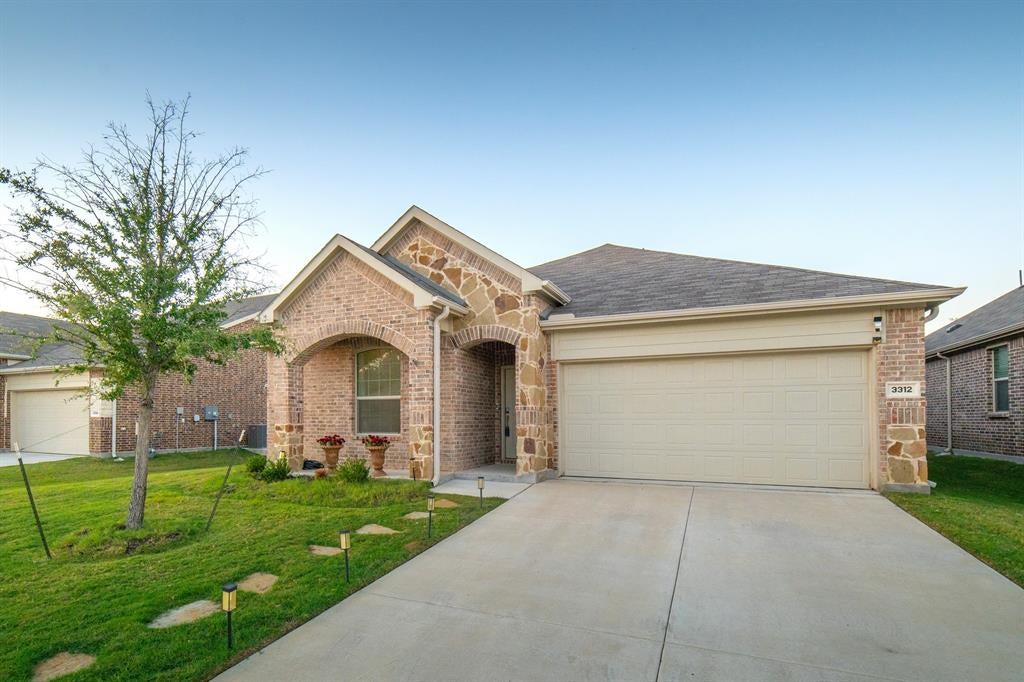 3312 Swift Fox Way