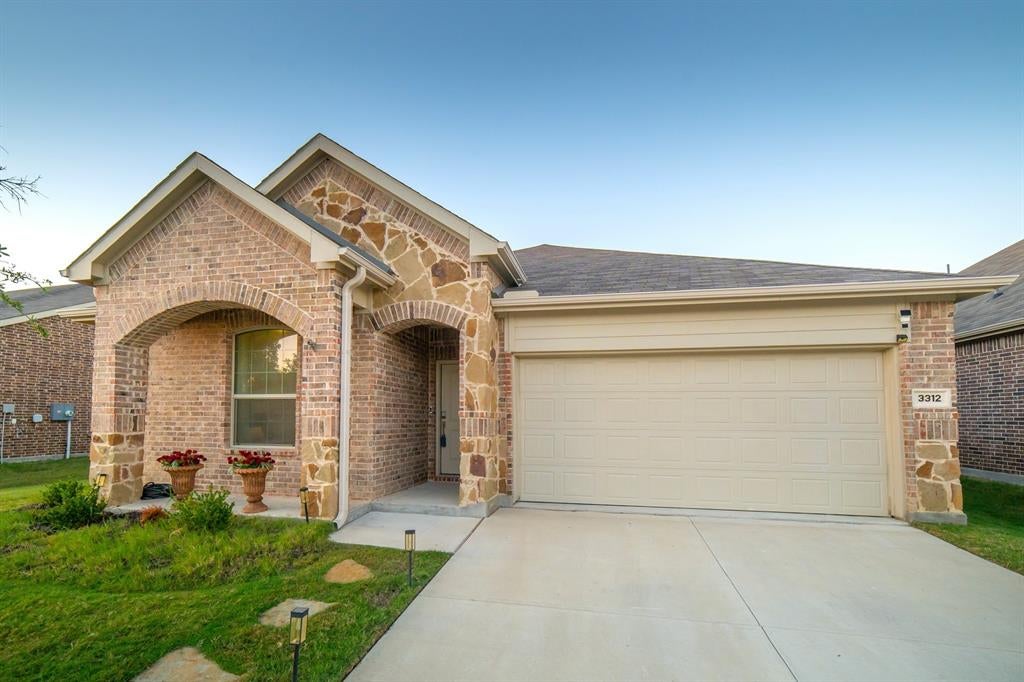 3312 Swift Fox Way