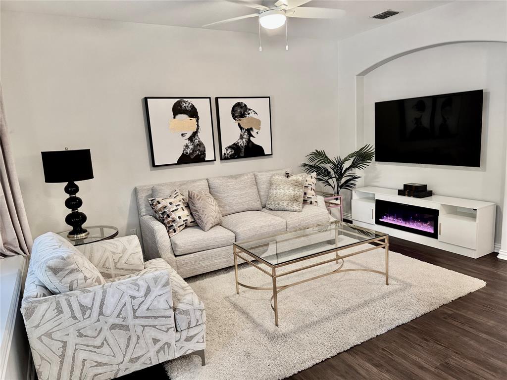 2214 Carlisle Street