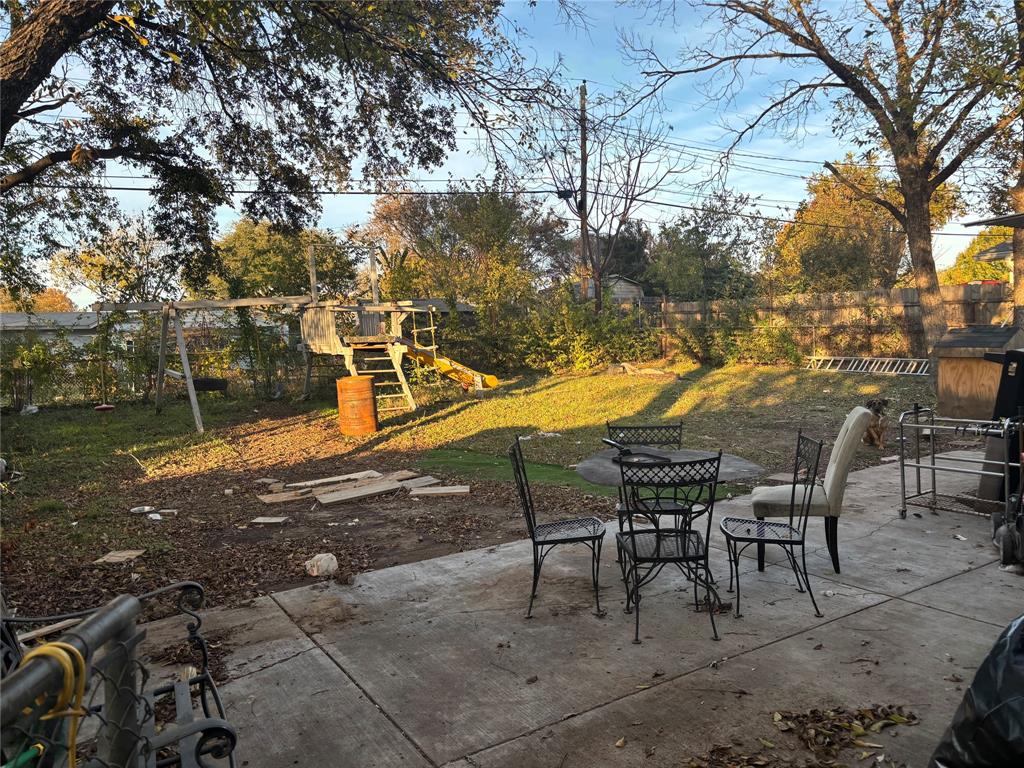 Valwood Park 03 - Residential