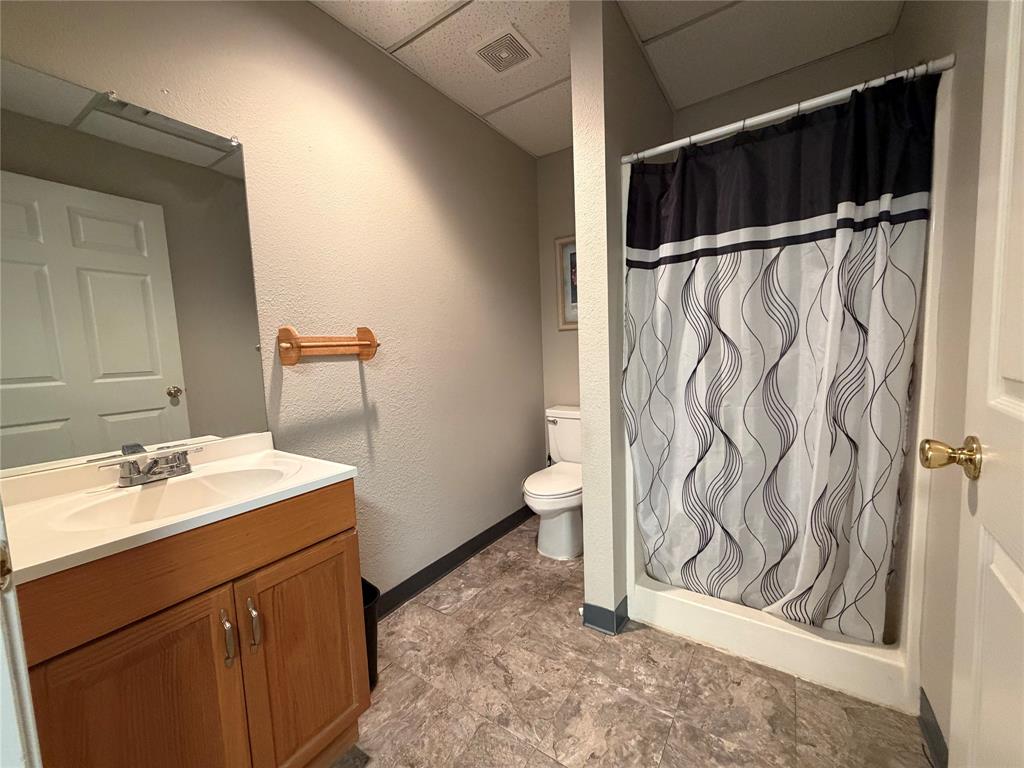 Broadway Place Condo 6400 - Commercial Lease