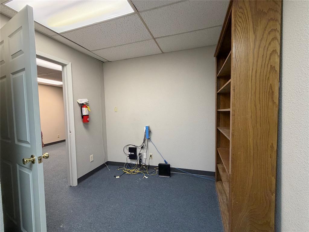 Broadway Place Condo 6400 - Commercial Lease