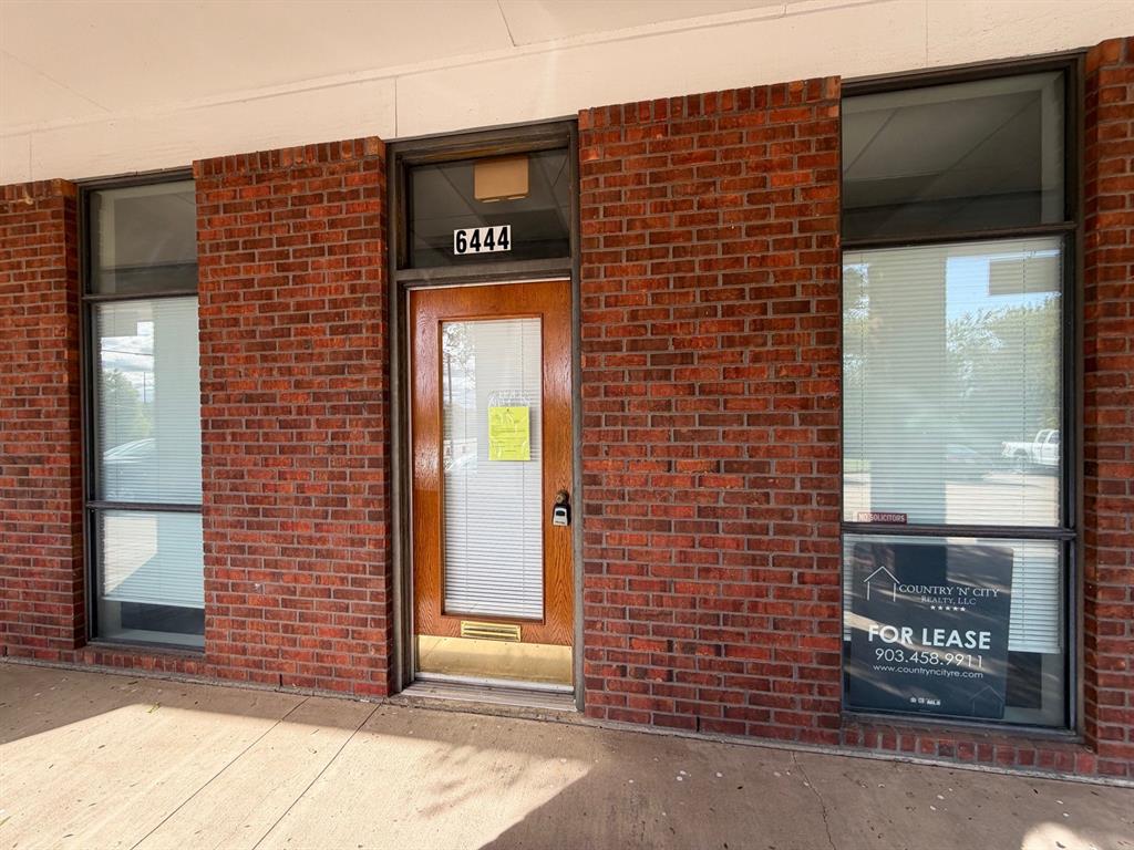 Broadway Place Condo 6400 - Commercial Lease