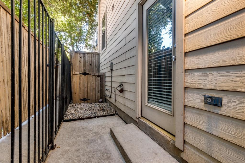 Crutcher Hill - Residential Lease