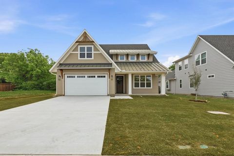 Photo of 216 Village Way, Argyle, TX 76226 (MLS # 21215951)