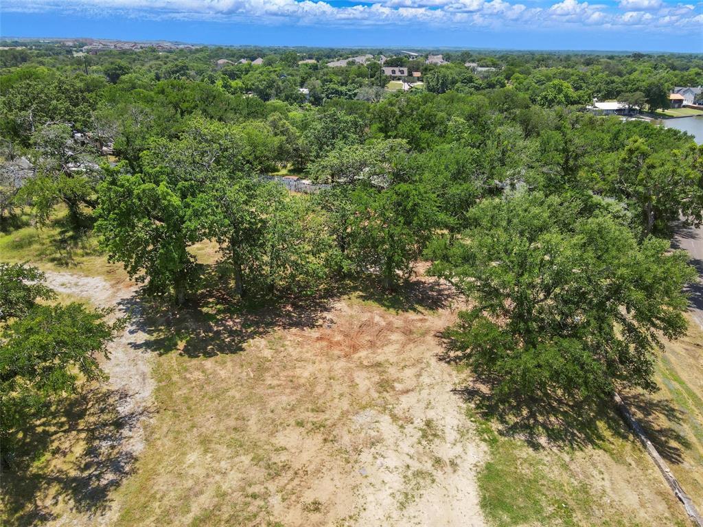 Lake Worth Leases Add - Land
