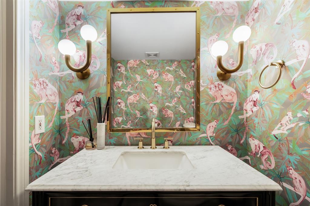 Highland Park West 08 Instl - Residential