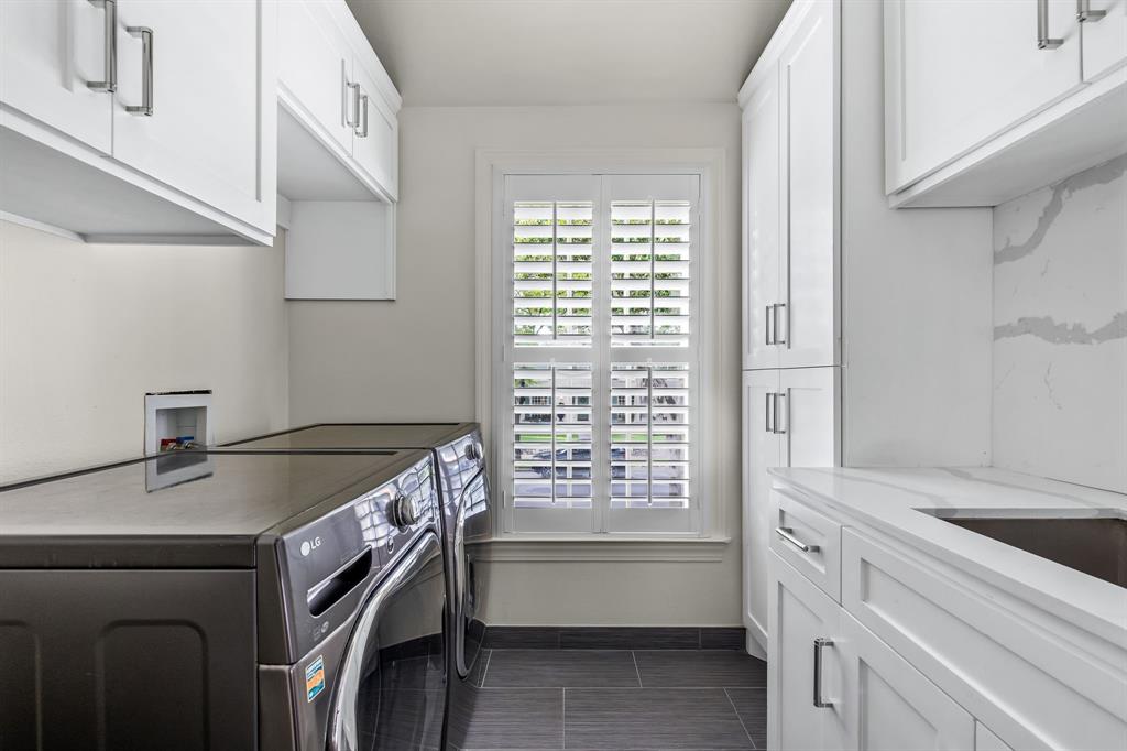 Highland Park West 08 Instl - Residential