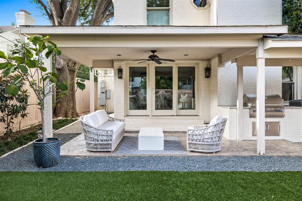 Highland Park West 08 Instl - Residential