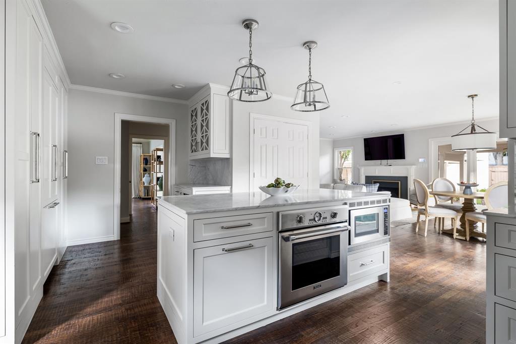 Highland Park West 08 Instl - Residential