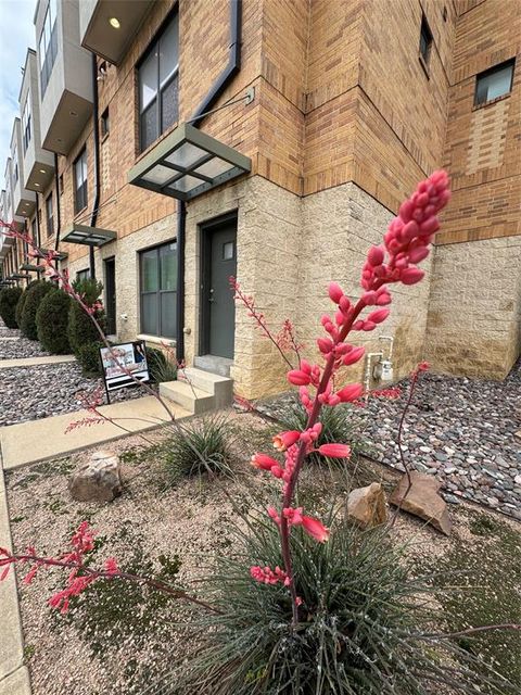 736 Skyline Bluff Court Fort Worth TX 76102