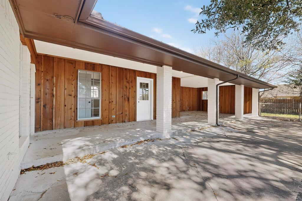 Colonial Estate #4 - Residential