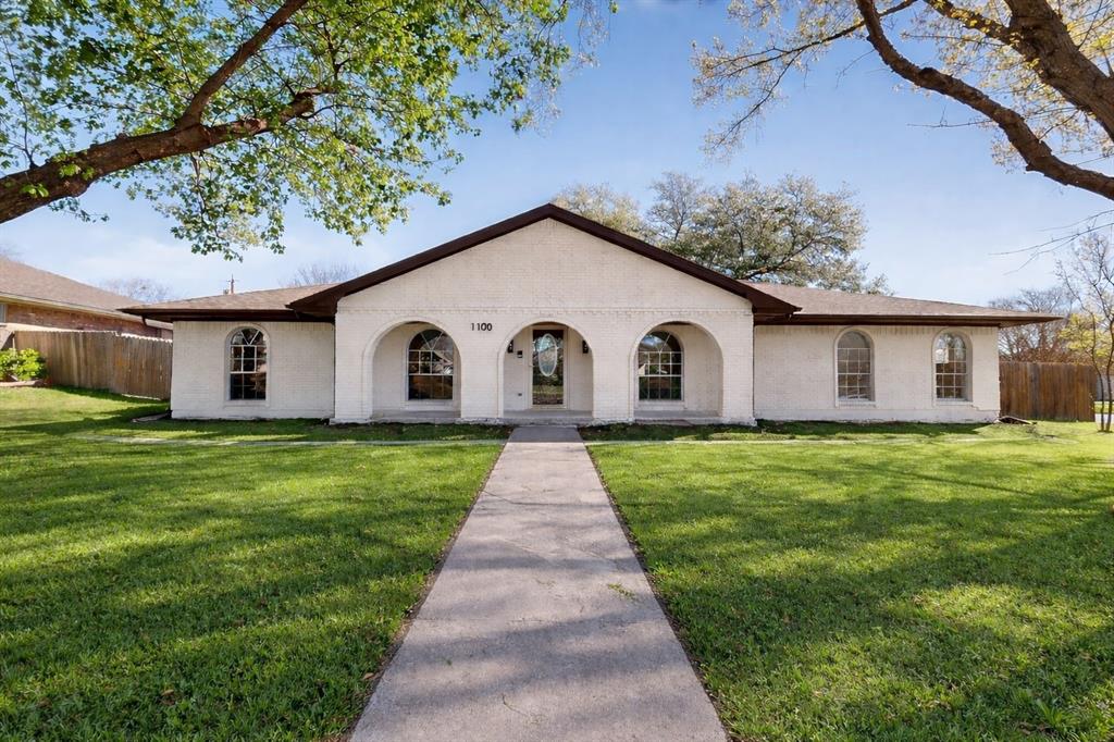 Colonial Estate #4 - Residential