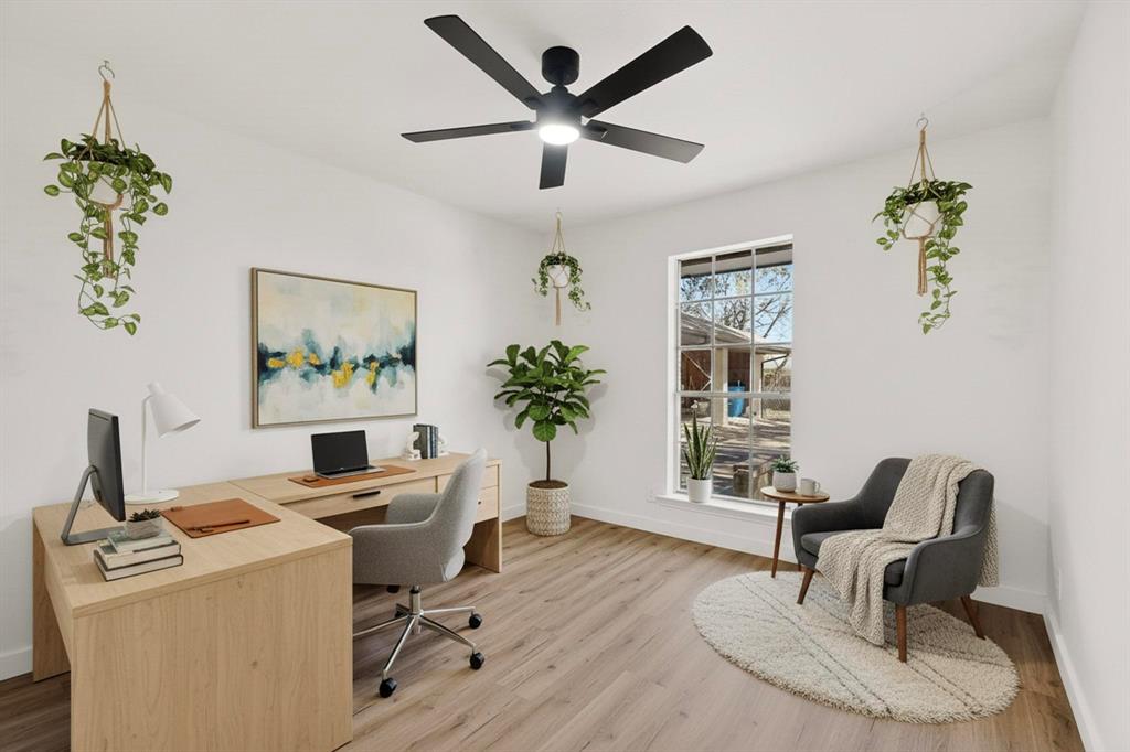 Colonial Estate #4 - Residential