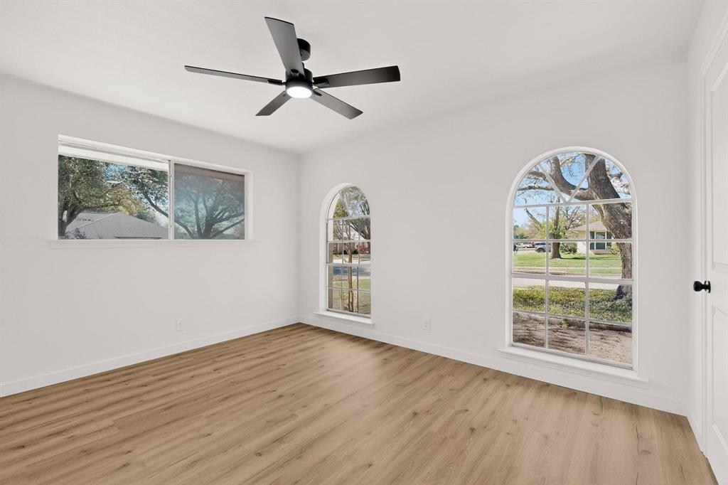 Colonial Estate #4 - Residential