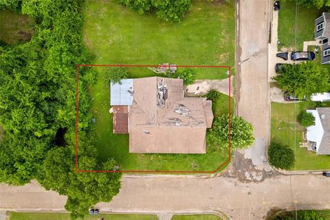 2203 Mcdougal Street Greenville TX 75401