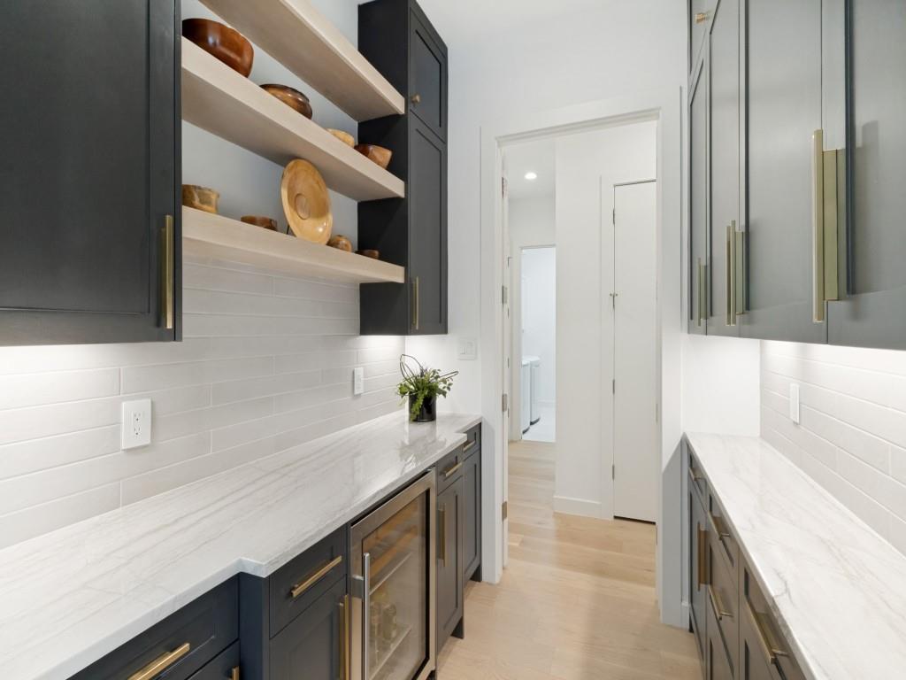 Williamsburg at Preston - Residential