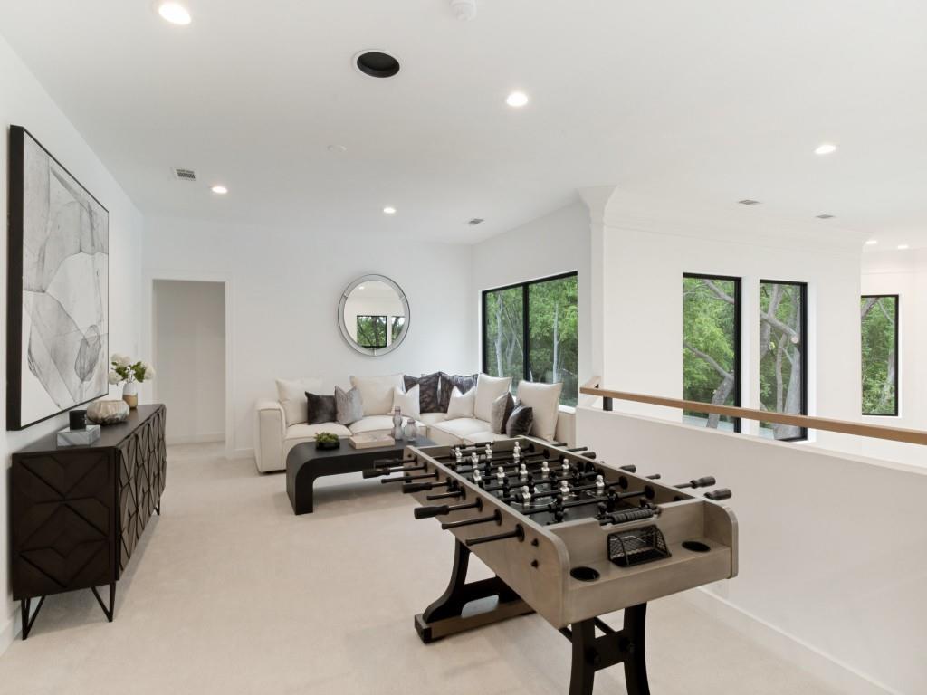 Williamsburg at Preston - Residential