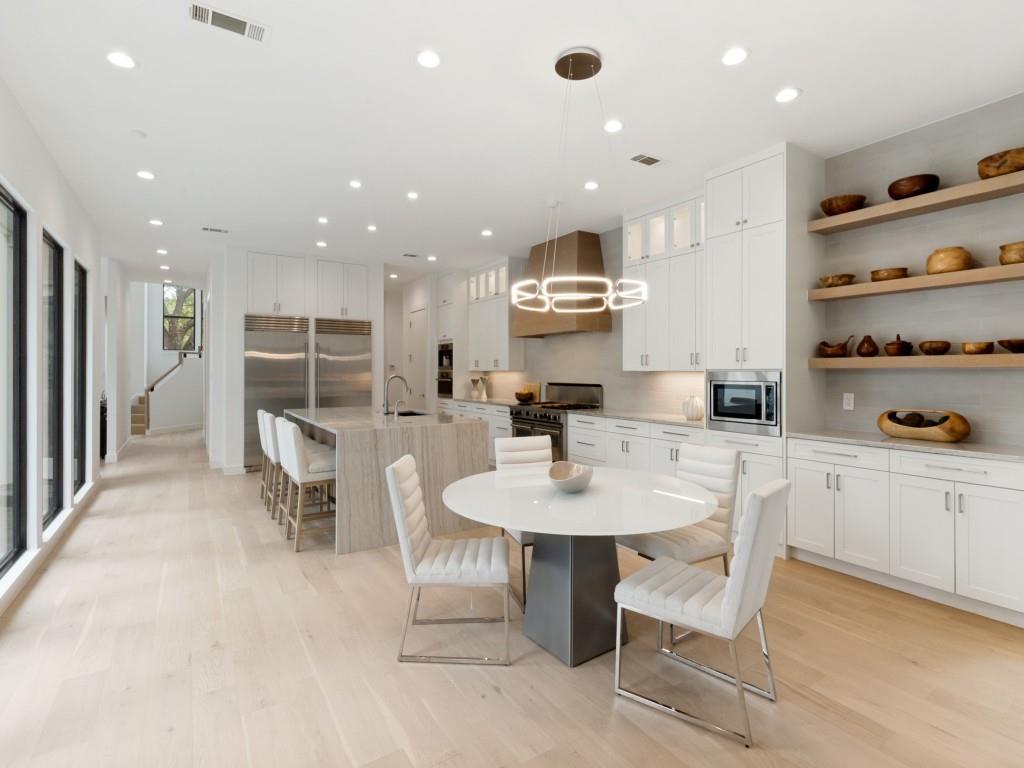 Williamsburg at Preston - Residential