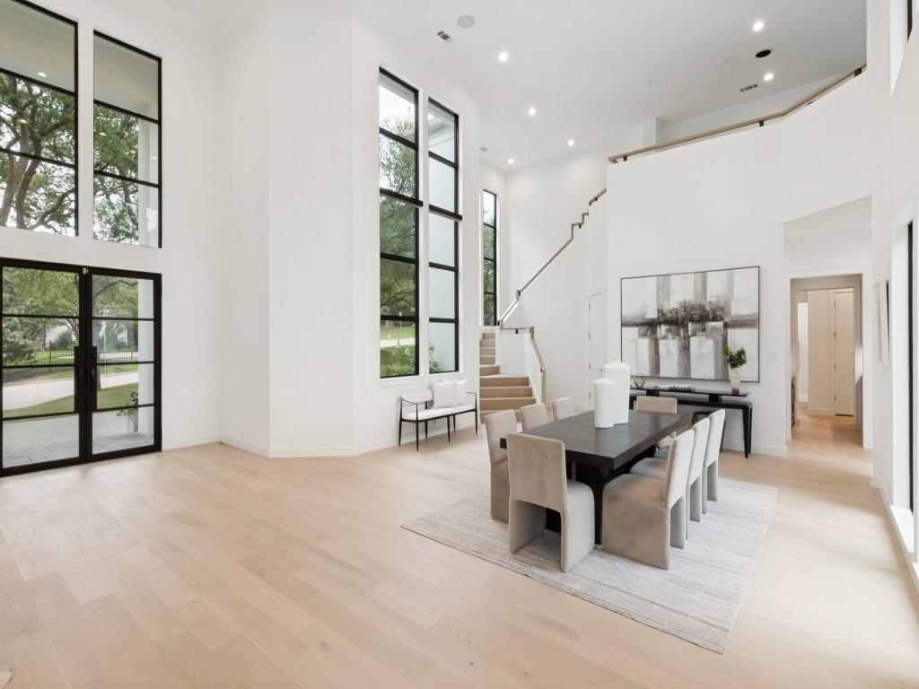 Williamsburg at Preston - Residential