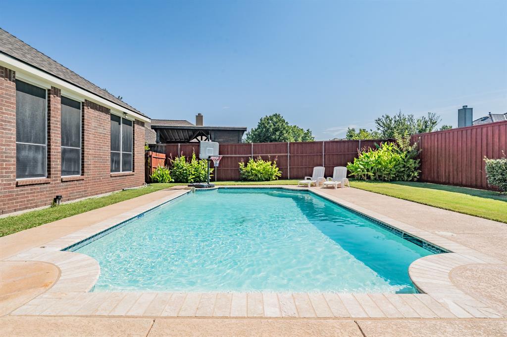 5325 Dove Creek Drive