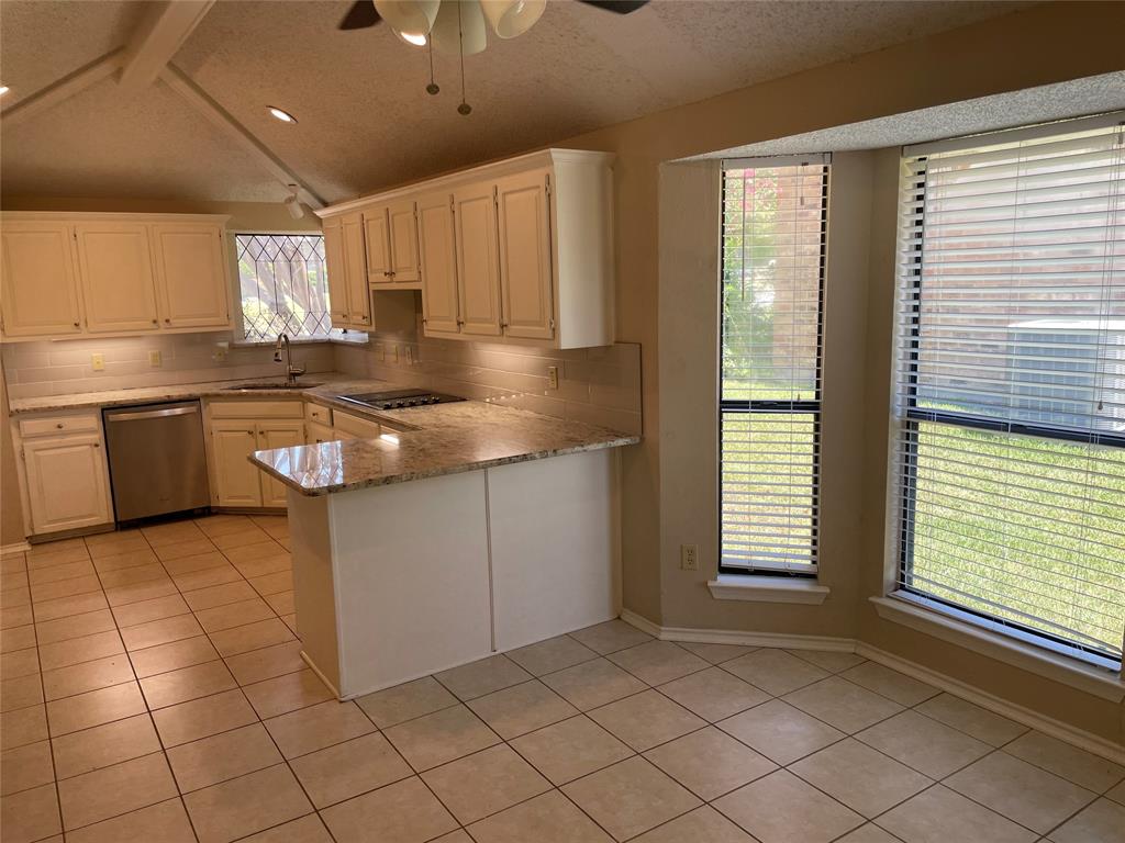 Highlands North Ph III - Residential Lease