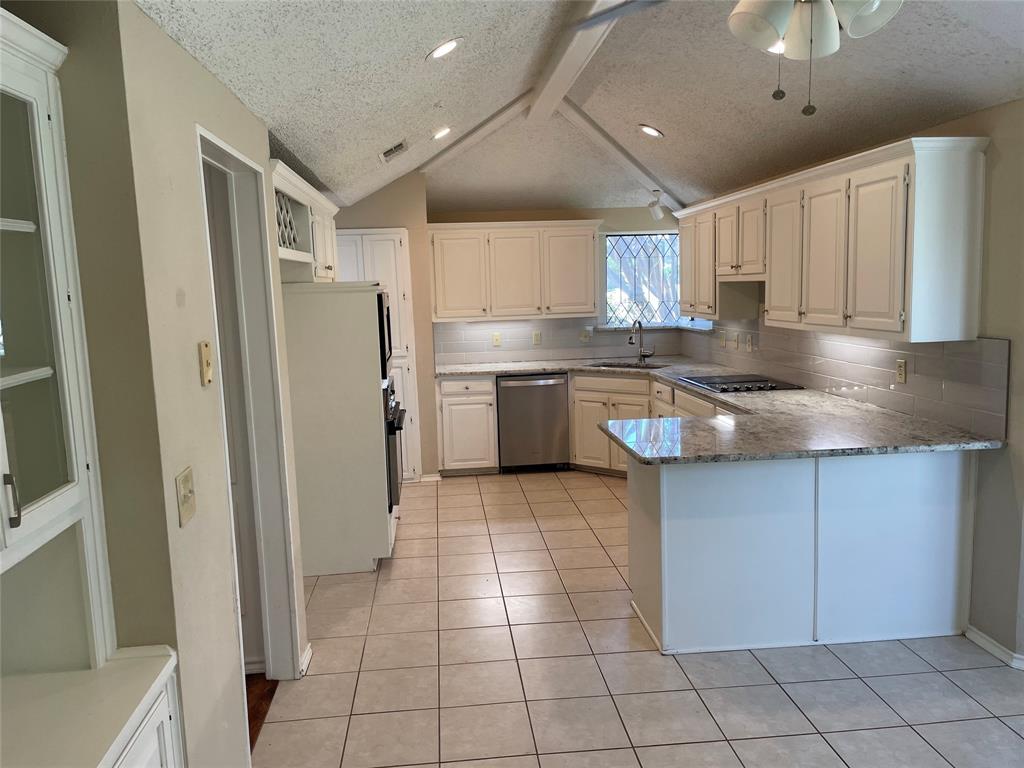 Highlands North Ph III - Residential Lease