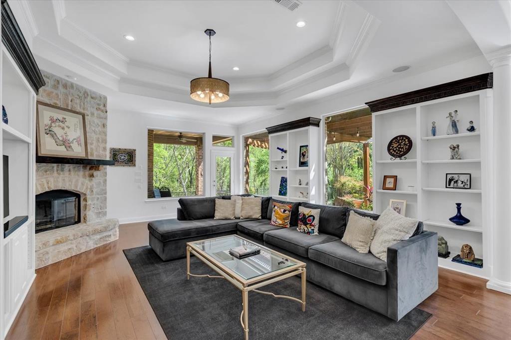 1008 Shoal Creek Court