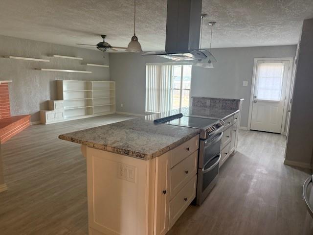 Colony 11 - Residential