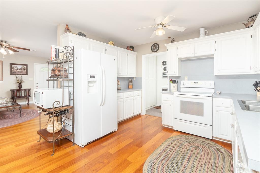 307 E Loop Drive