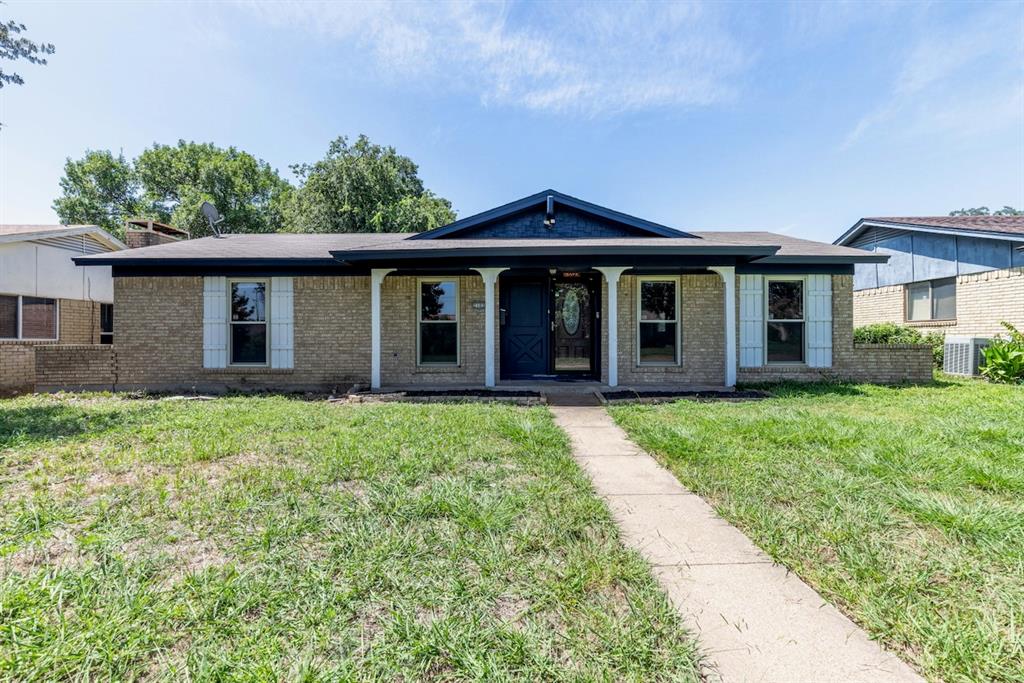 2102 Aspen Lane