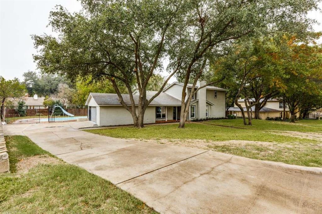 28 Mont Del Drive