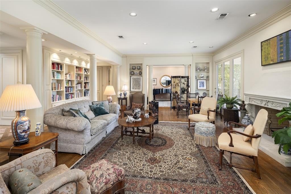 369 Panorama Circle