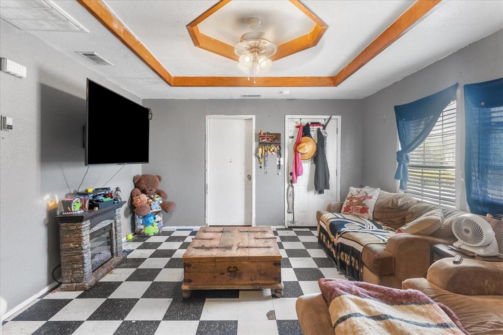 Original Cleburne - Residential