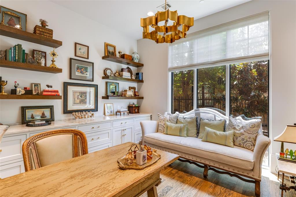 2307 Cedar Elm Terrace