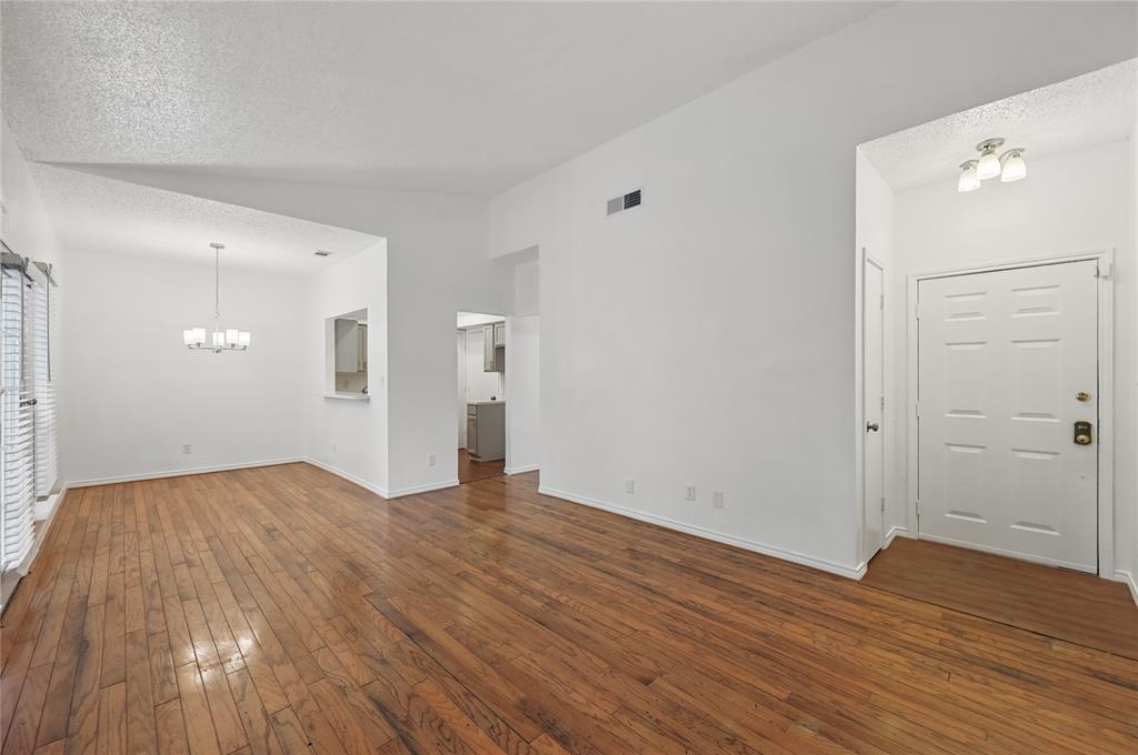 Copperfield Condo Ph 03 - Residential