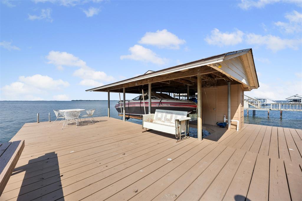 Isle of View #2 - Residential